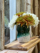 Load image into Gallery viewer, Double Rounded Vase
